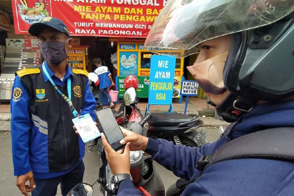 Bukan Cuma Parkir, Becak Hingga Angkot Juga Mulai Umum Menggunakan QRIS!, QRIS, Daftar QRIS